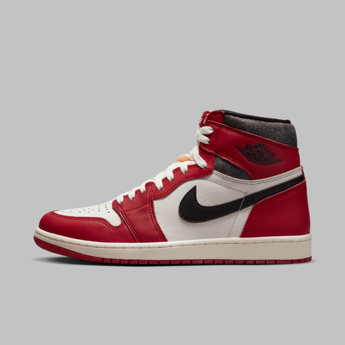 Air Jordan 1 Retro High OG 'Chicago Lost & Found' DZ5485-612