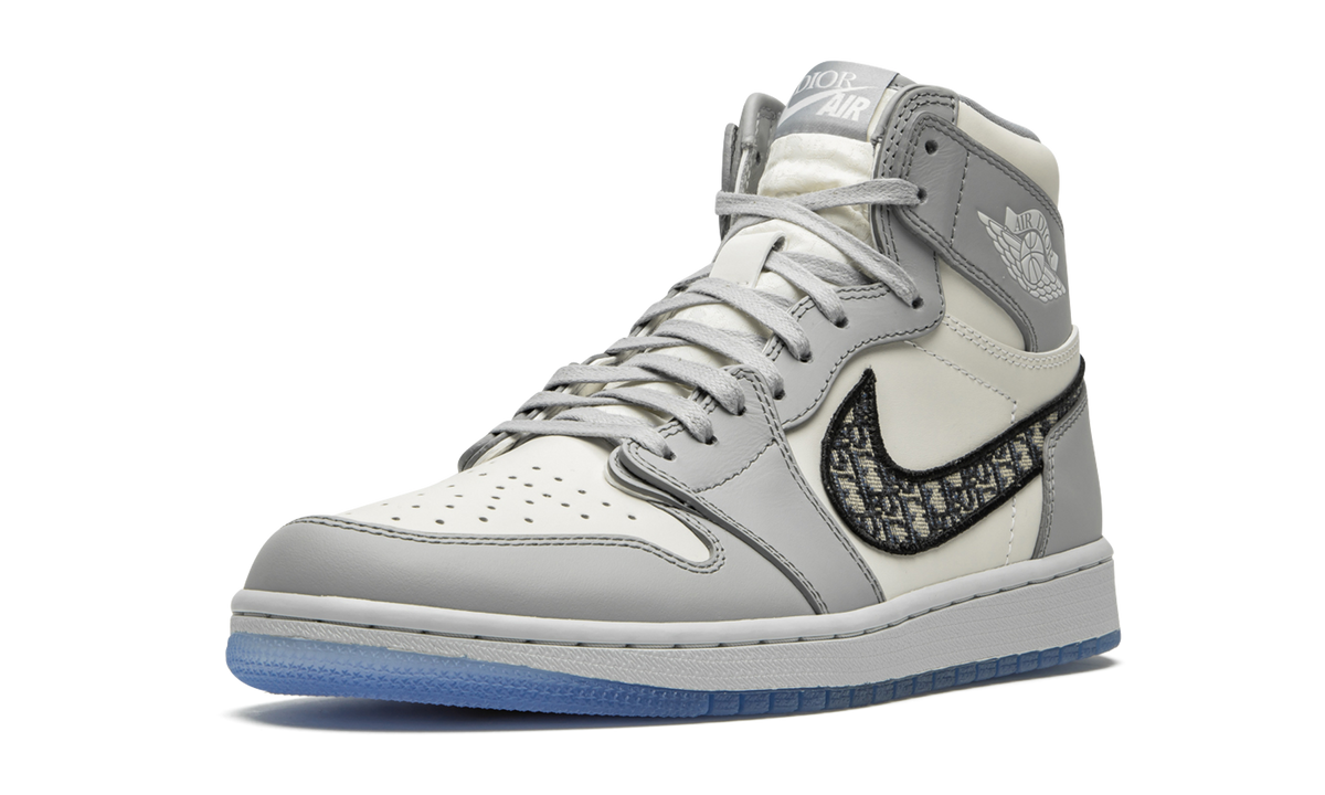 Air Jordan 1 High OG x Dior 'White Wolf Grey' CN8607-002