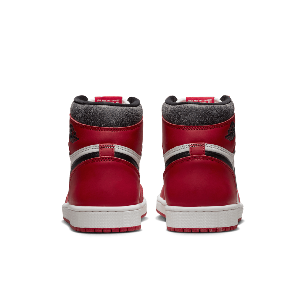 Air Jordan 1 Retro High OG 'Chicago Lost & Found' DZ5485-612