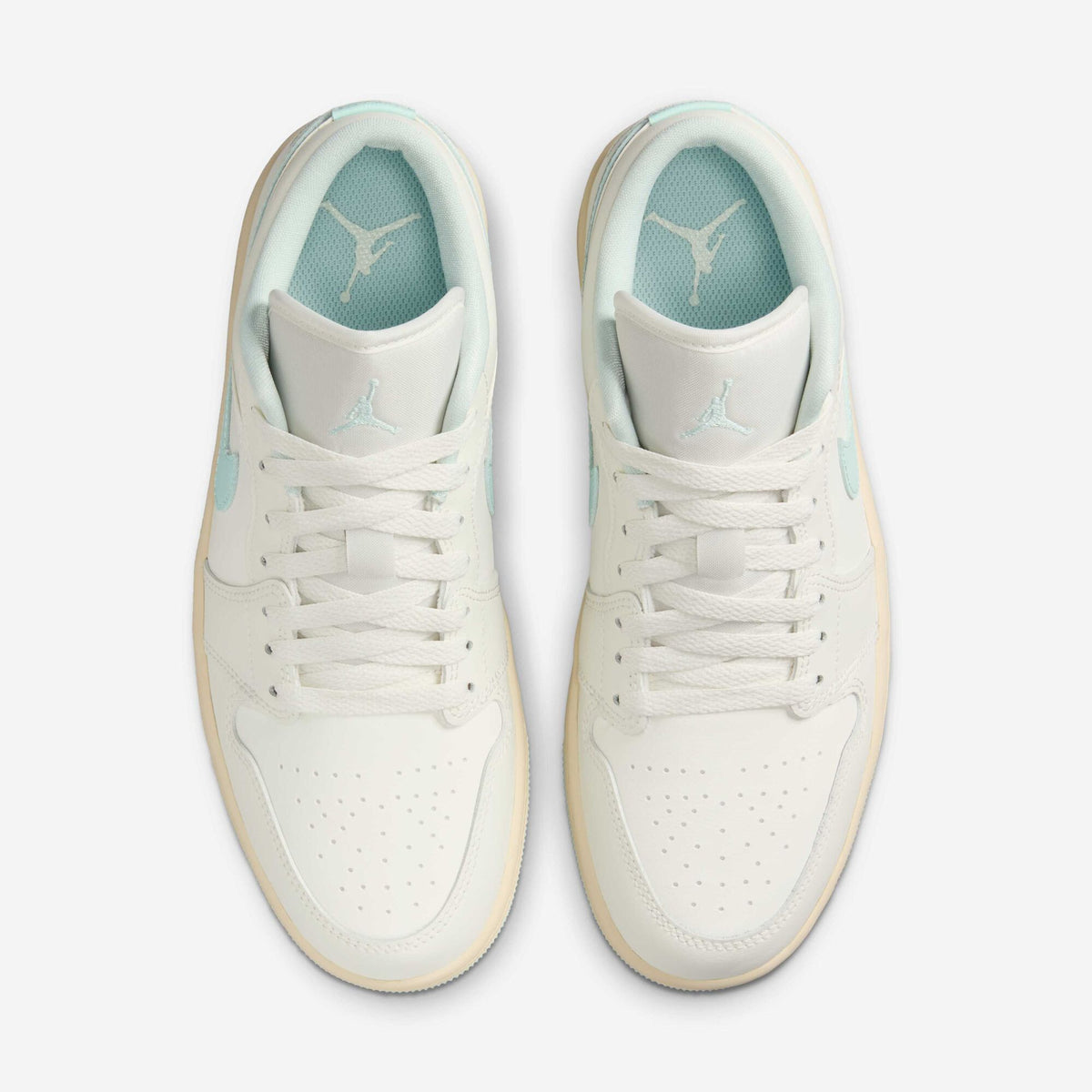 Air Jordan 1 Low 'Sail Igloo' DC0774-134