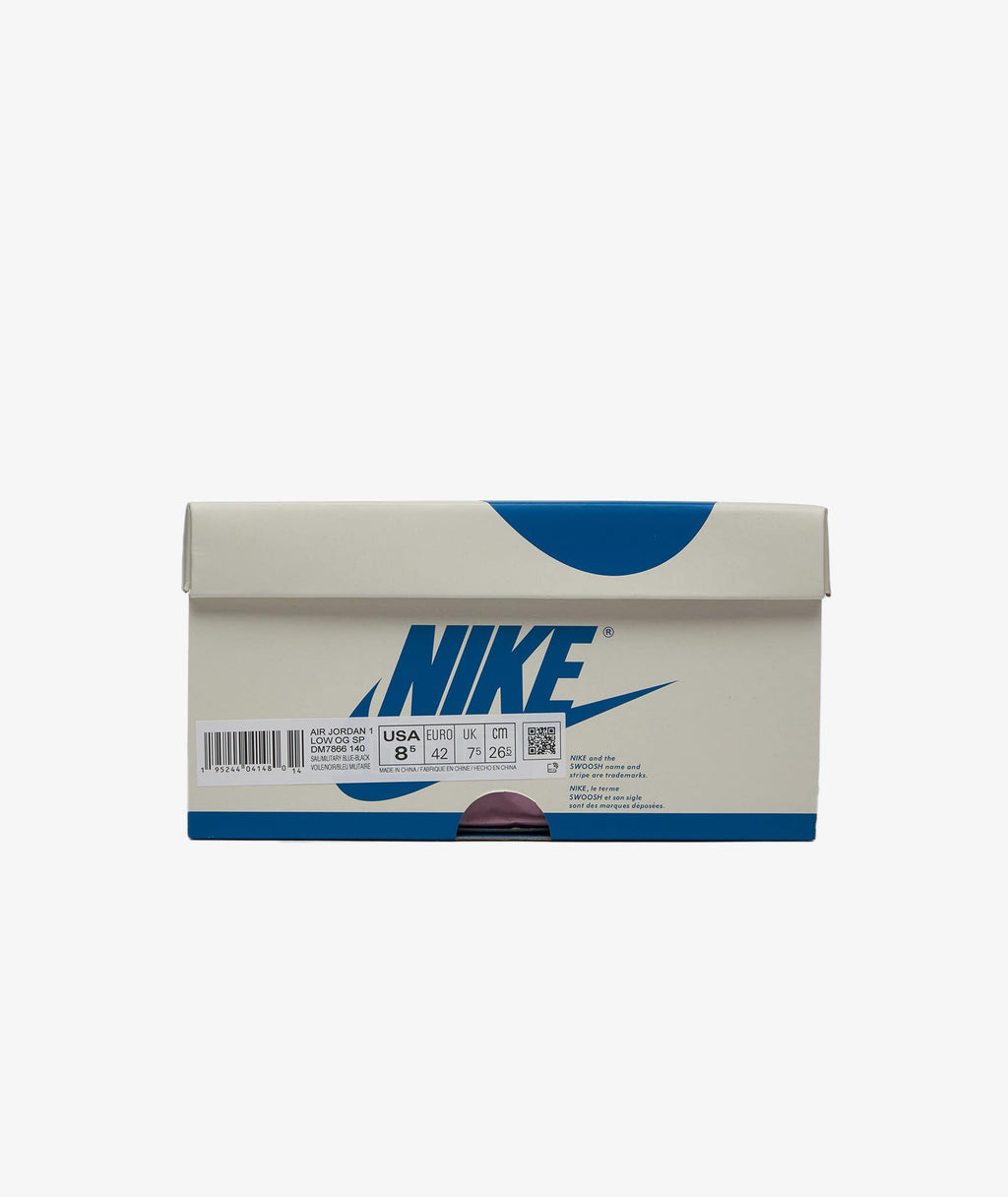 Air Jordan 1 Retro Low x Fragment Design x Travis Scott DM7866-140