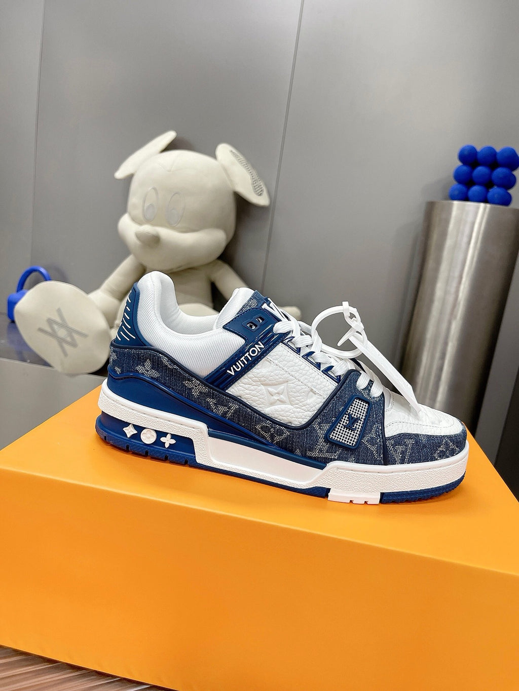 LV Trainer Sneaker