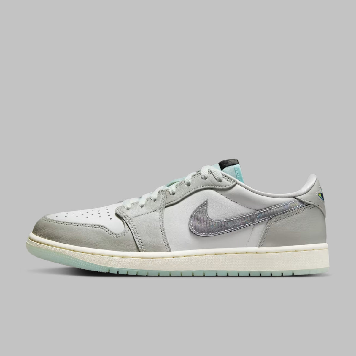 Air Jordan 1 Retro Low OG 'Year of the Snake' HF3144-100