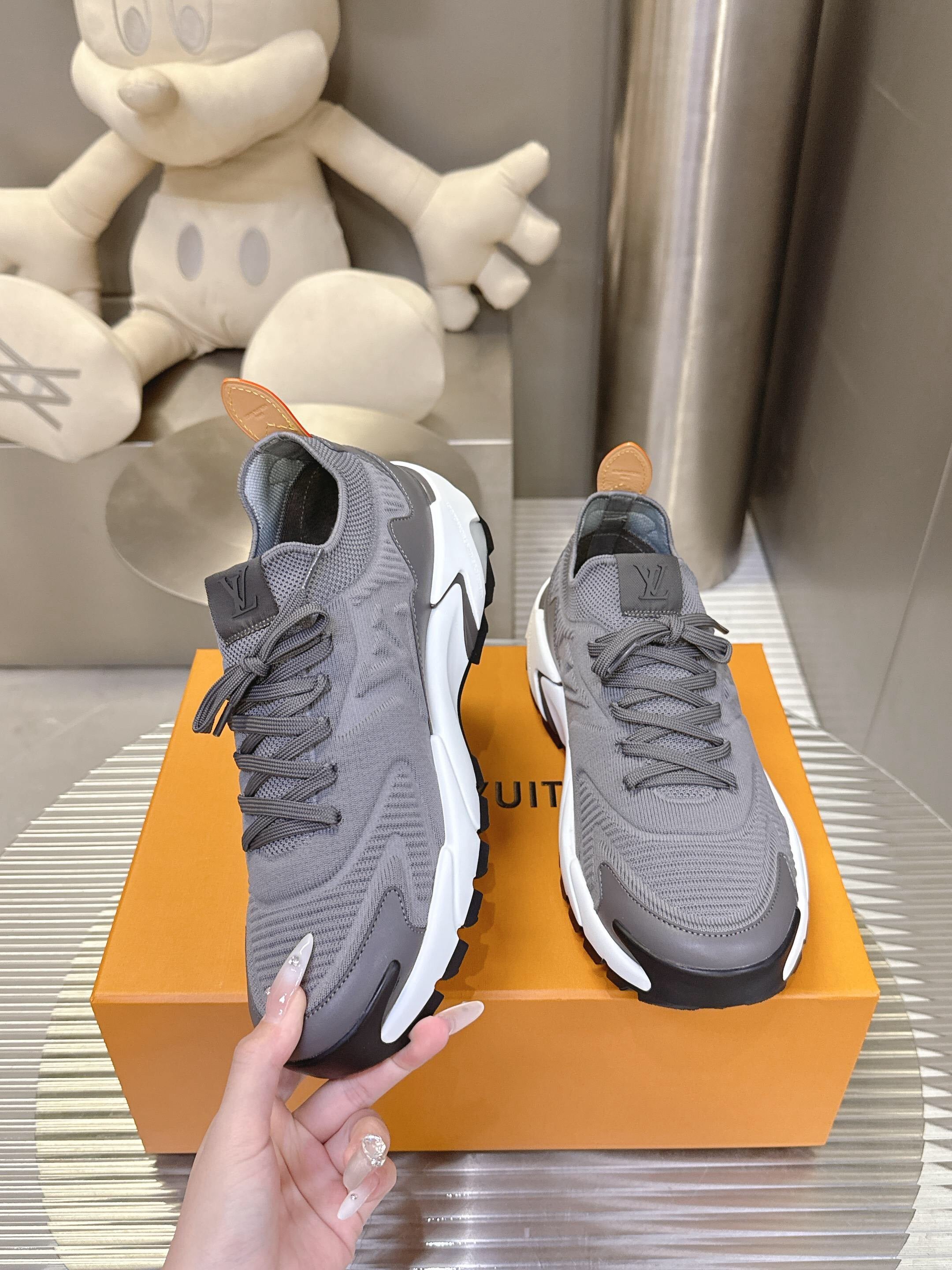 LV Tatic Knit Sneaker