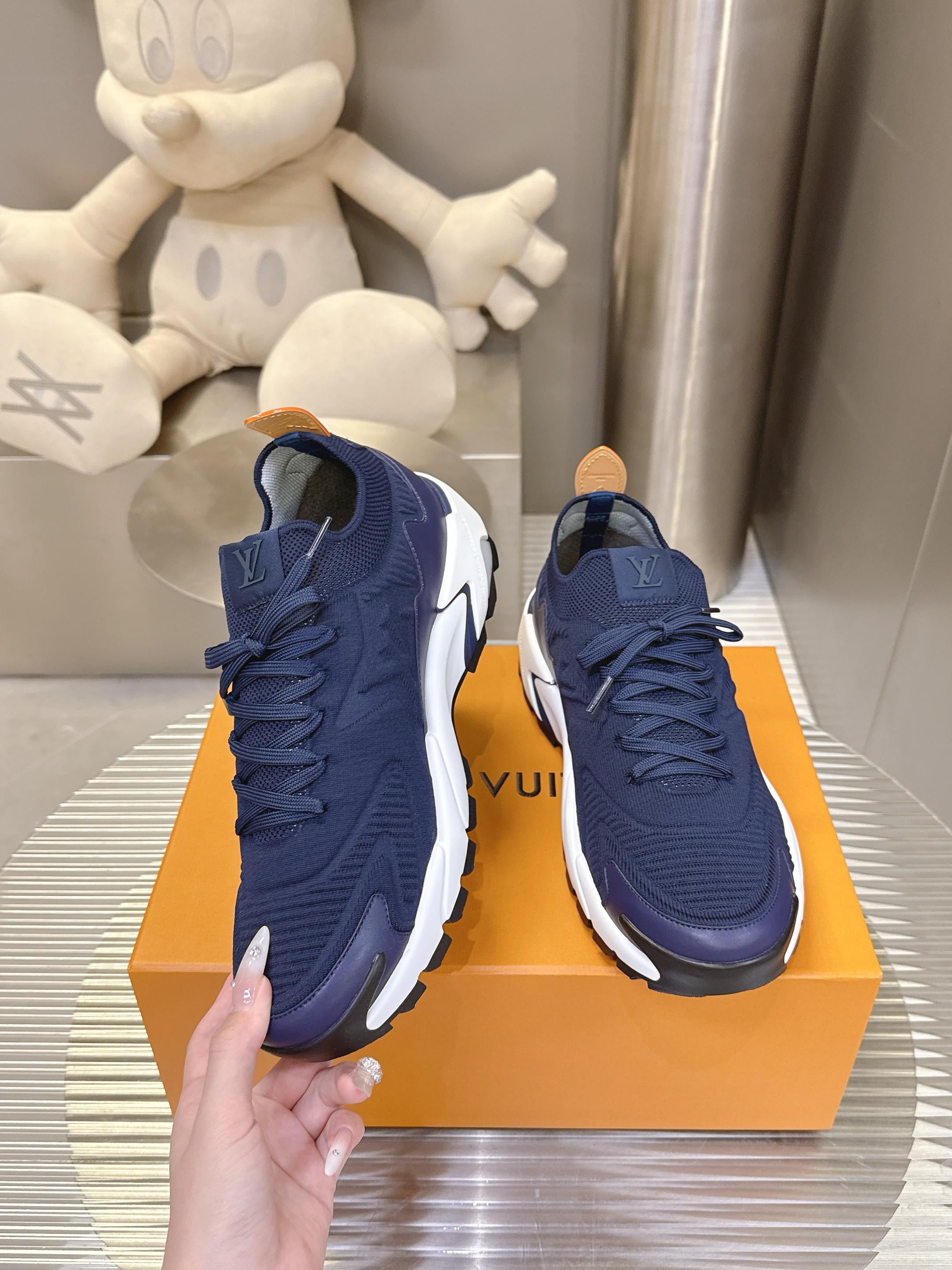 LV Tatic Knit Sneaker