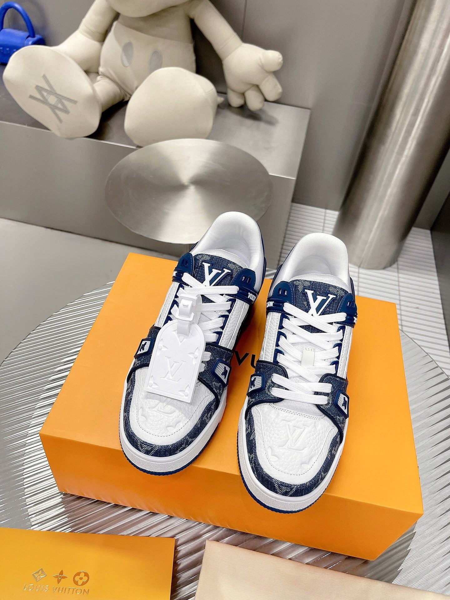 LV Trainer Sneaker