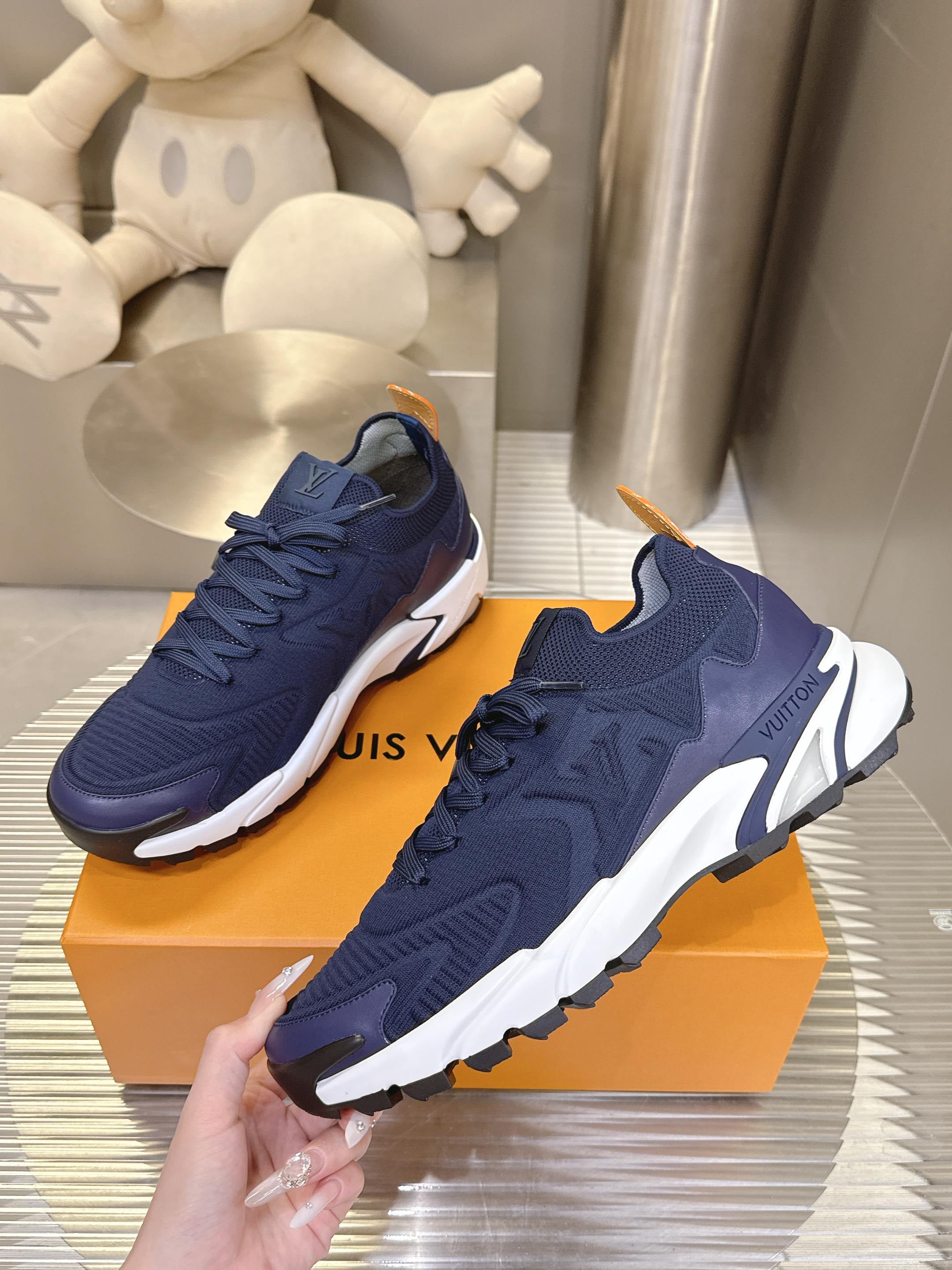LV Tatic Knit Sneaker