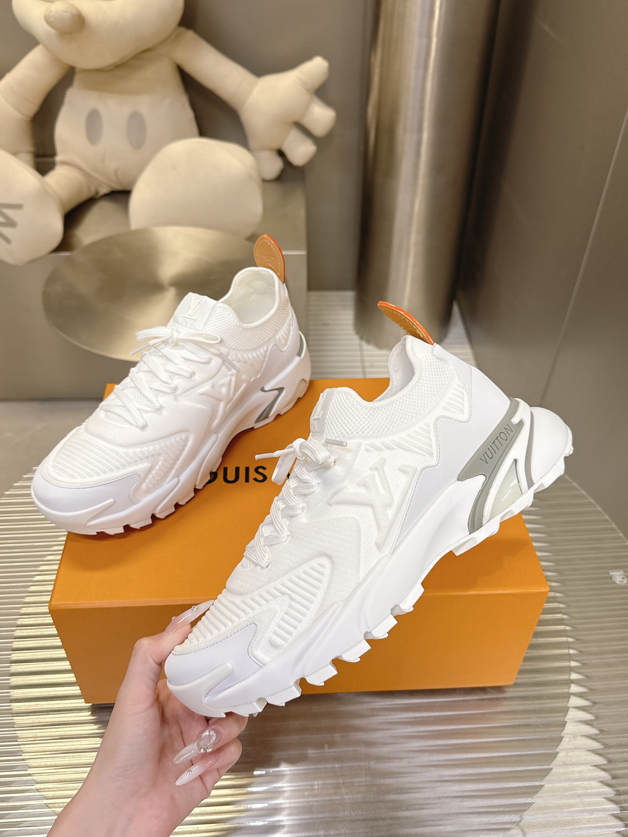 LV Tatic Knit Sneaker
