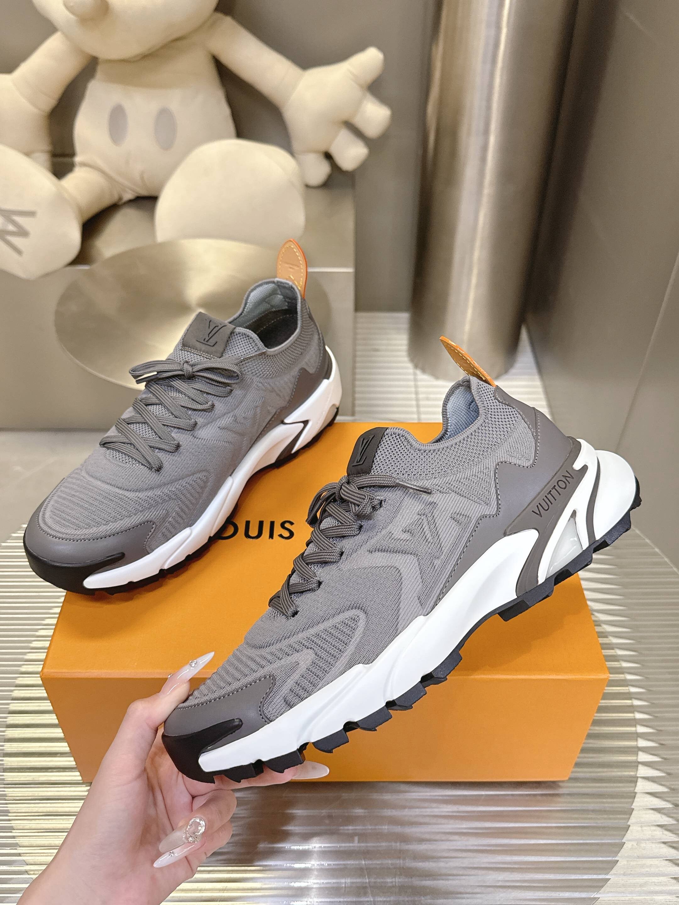 LV Tatic Knit Sneaker