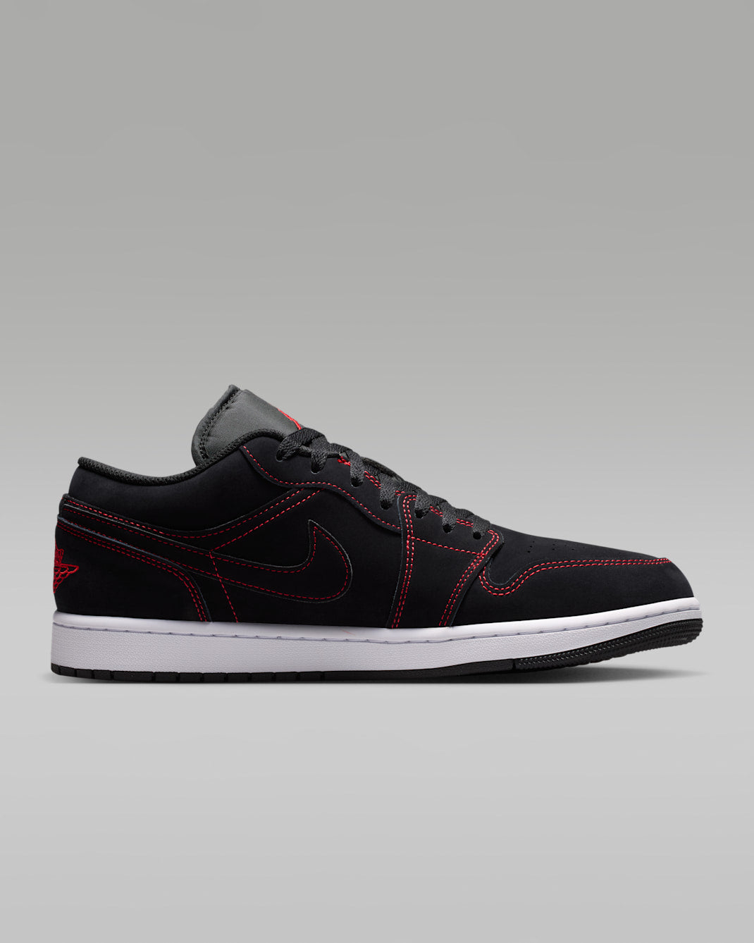 Air Jordan 1 Low 'Bloodline' 553558-076