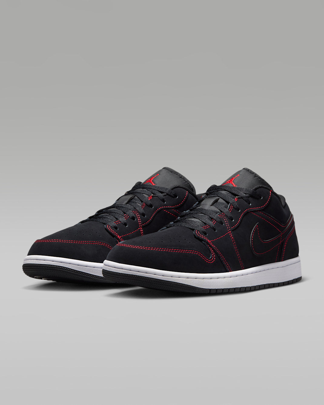 Air Jordan 1 Low 'Bloodline' 553558-076