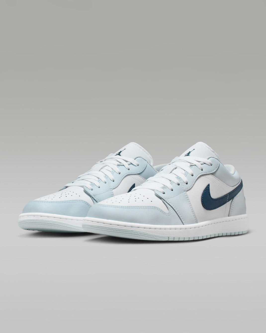 Air Jordan 1 Low Aura/White 553558-400