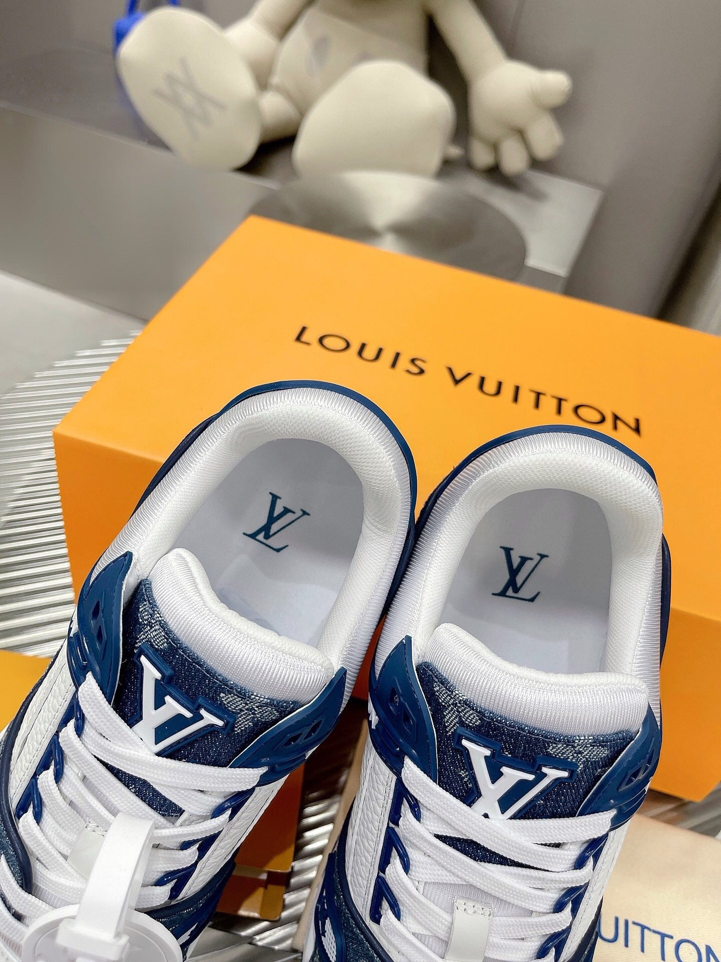 LV Trainer Sneaker
