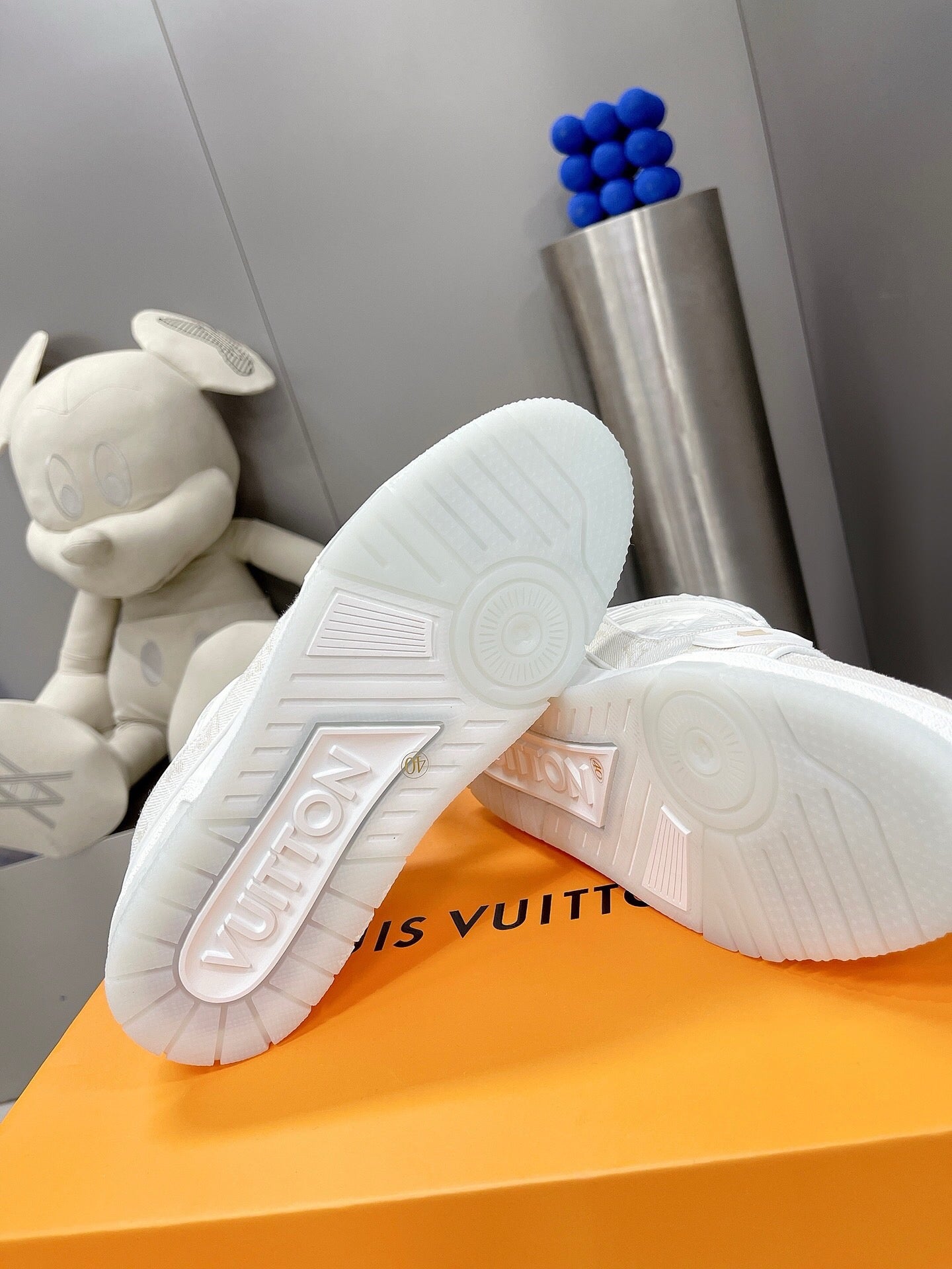 LV Trainer Sneaker