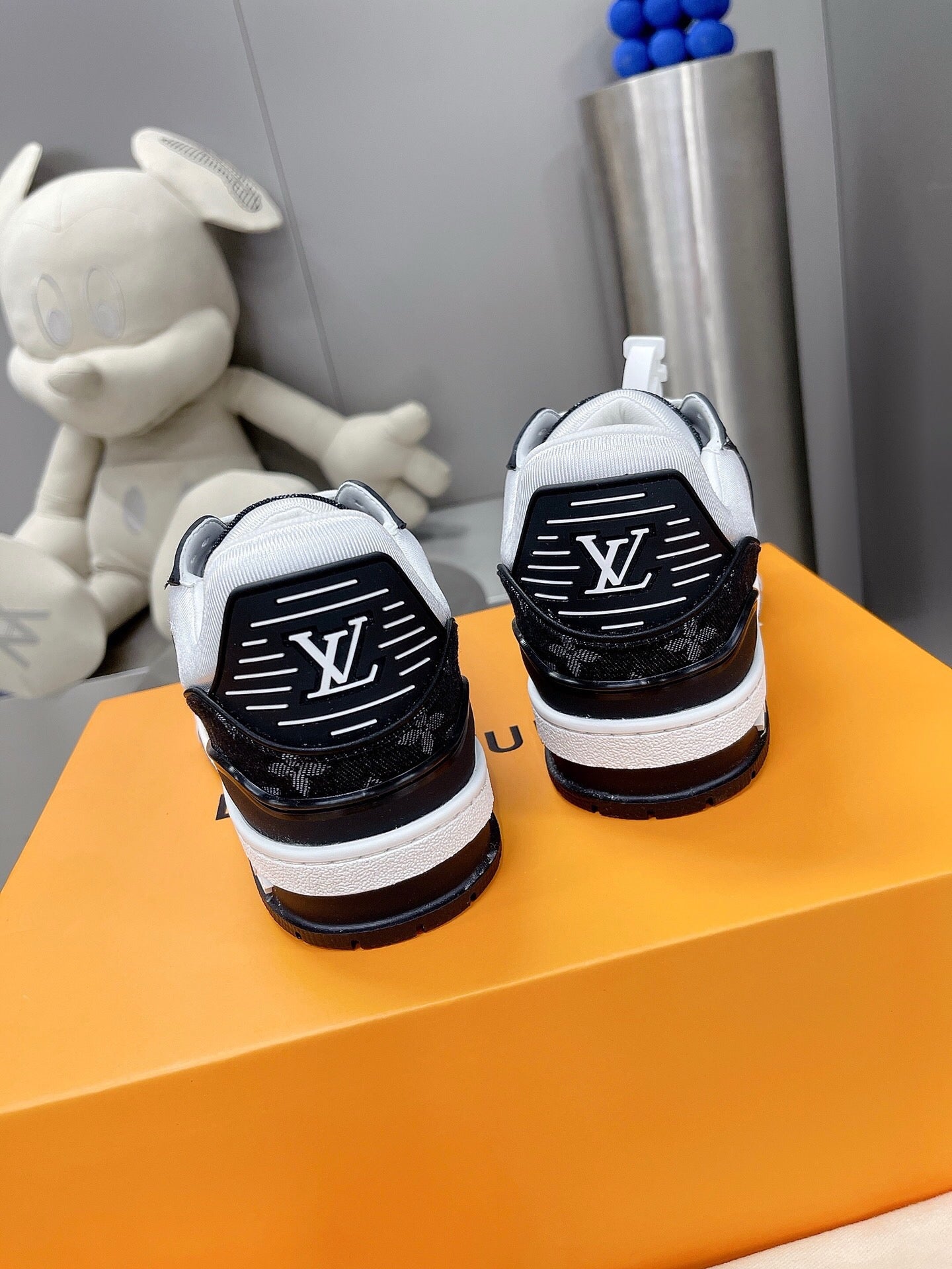 LV Trainer Sneaker
