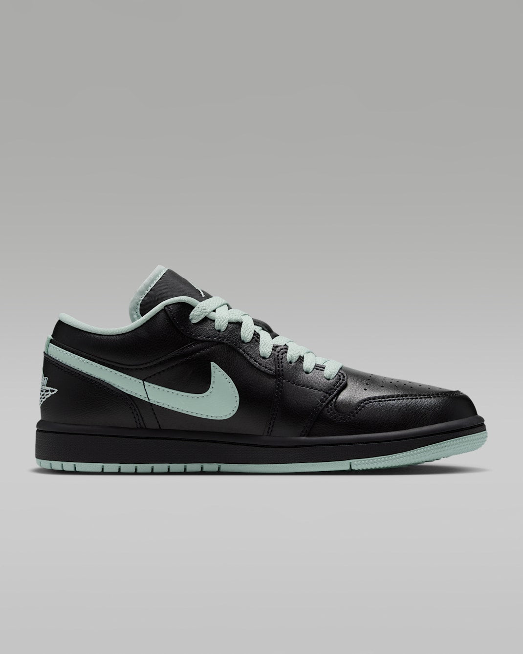 Air Jordan 1 Low 'Black Pistachio Frost' DC0774-008