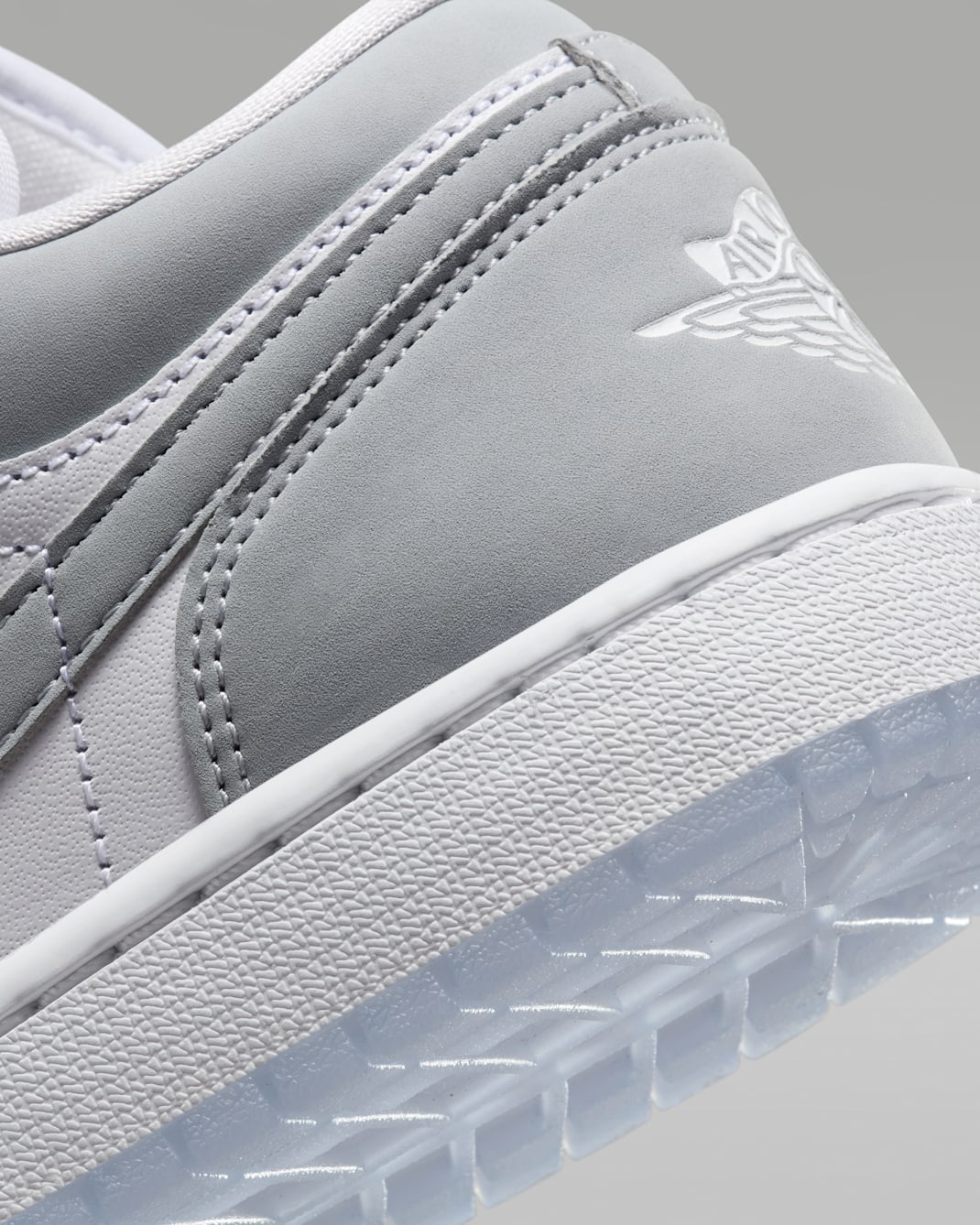 Air Jordan 1 Low Aluminum/Wolf Grey DC0774-105