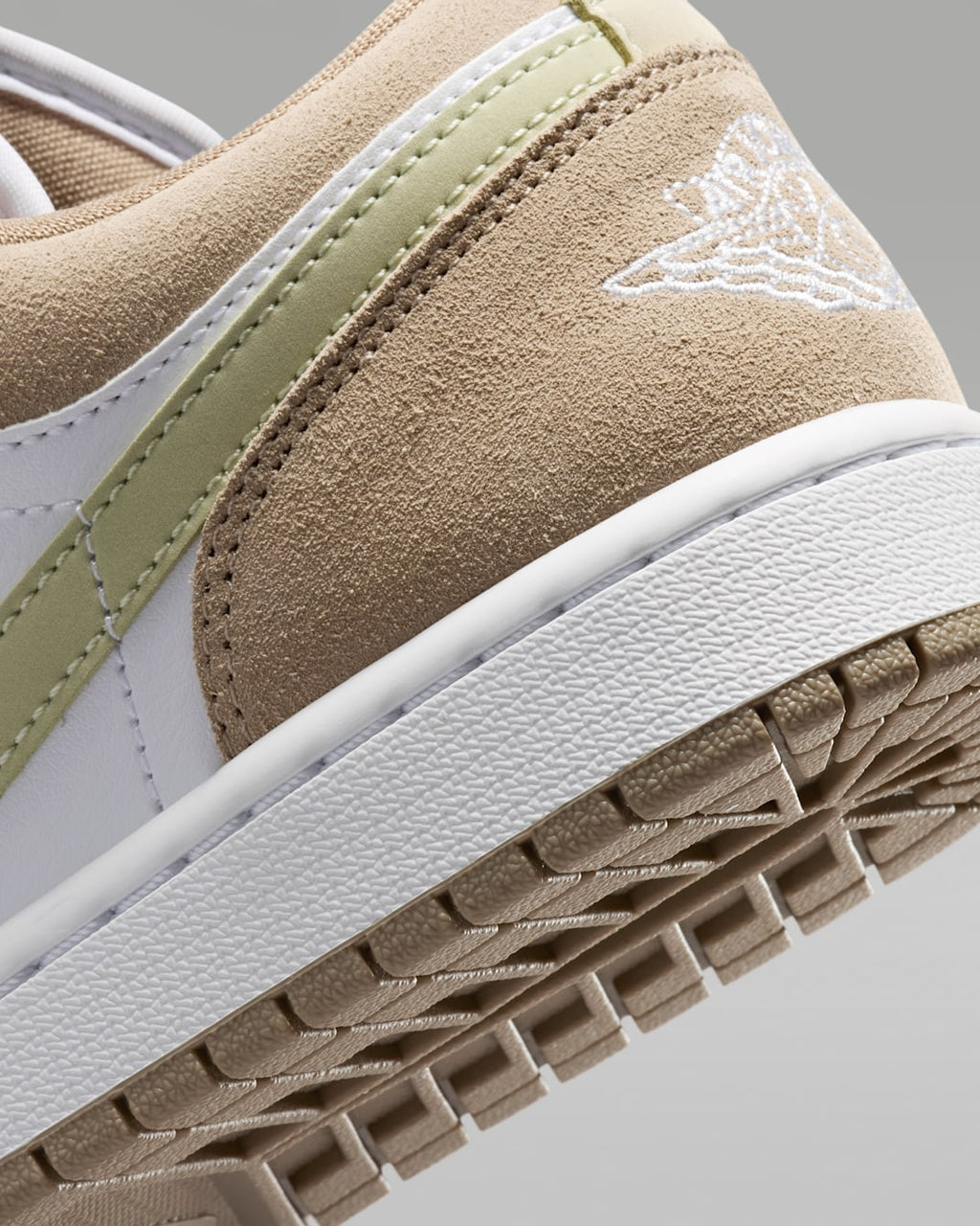 Air Jordan 1 Low  Khaki/Olive Aura DC0774-204