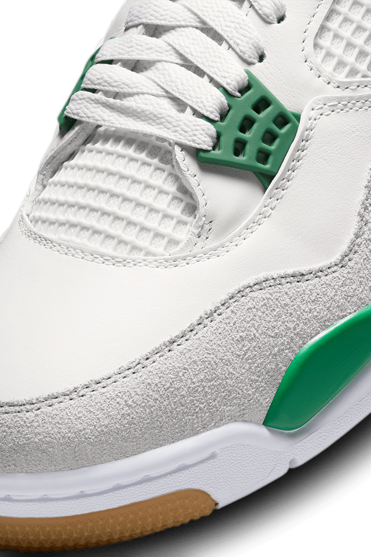 Air Jordan 4 Retro SB 'Pine Green' DR5415-103