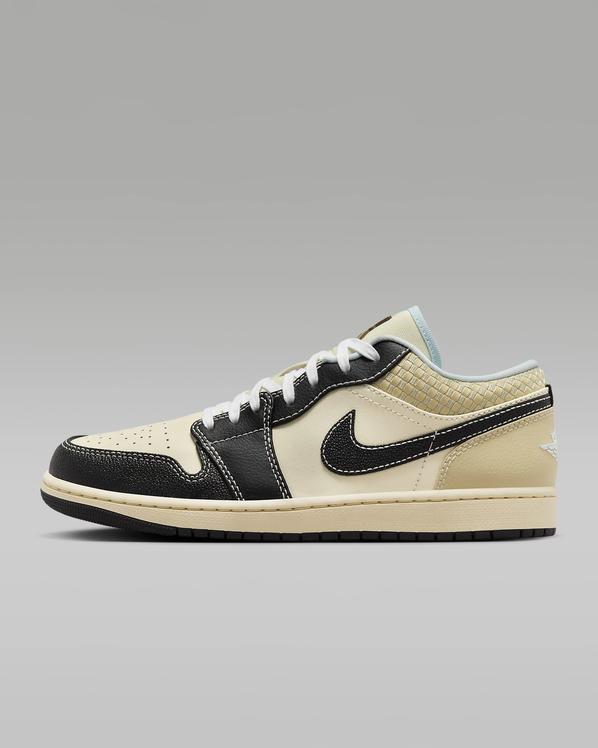 Air Jordan 1 Low SE 'Coconut Milk Black Muslin' HQ3437-101
