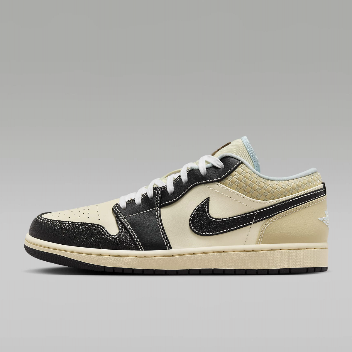 Air Jordan 1 Low SE 'Coconut Milk Black Muslin' HQ3437-101