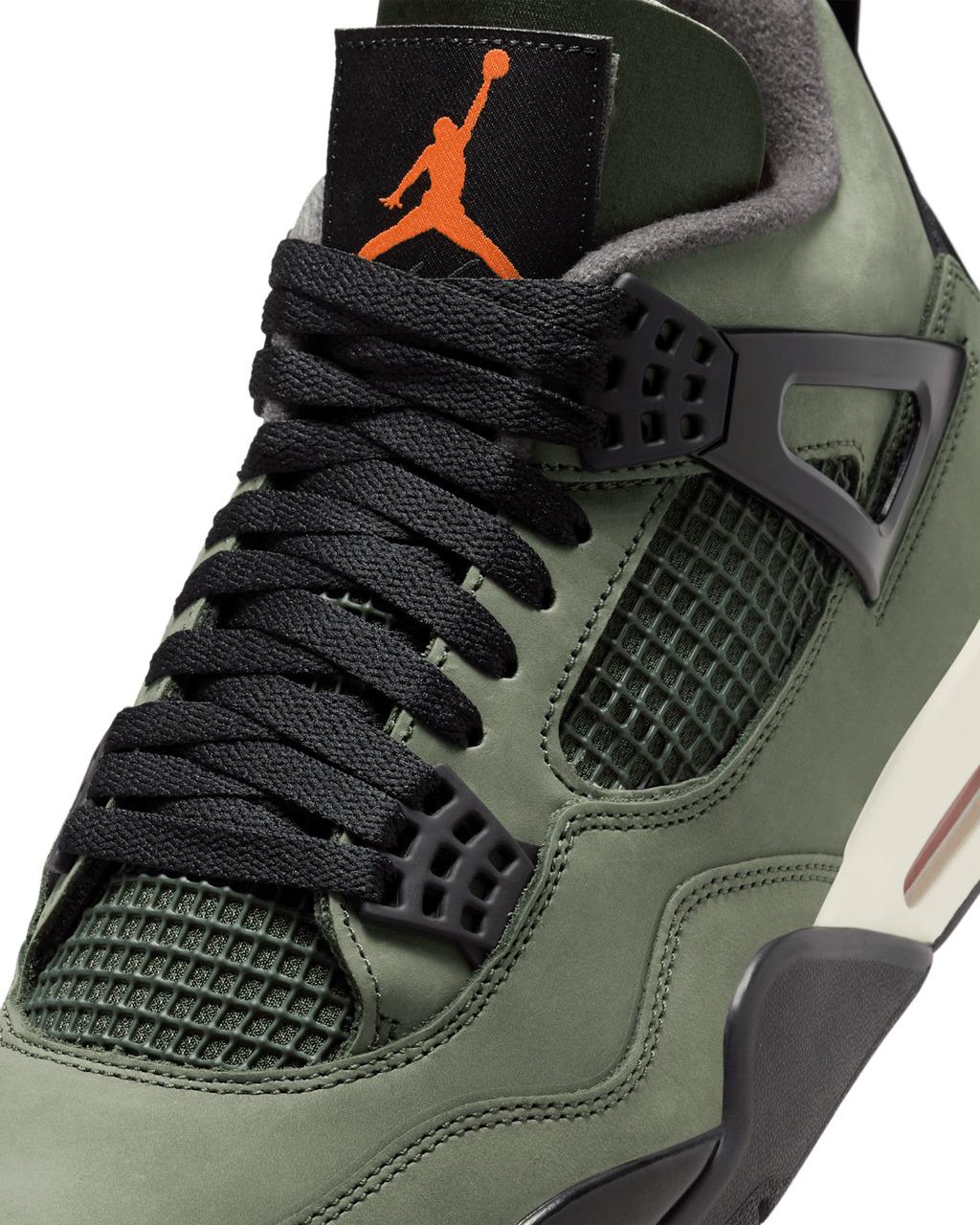 Air Jordan 4 x Undefeated 'Deep Green' IB1519-200