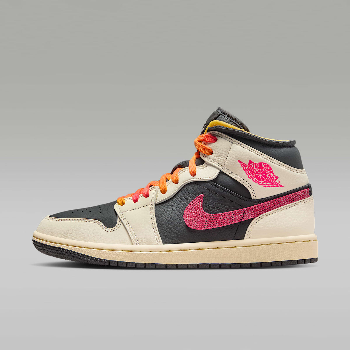 Air Jordan 1 Mid 'Flight Club' IB7007-107