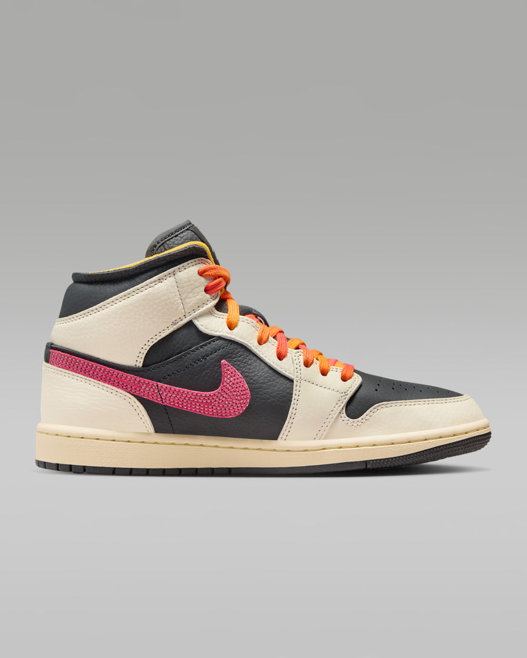 Air Jordan 1 Mid 'Flight Club' IB7007-107