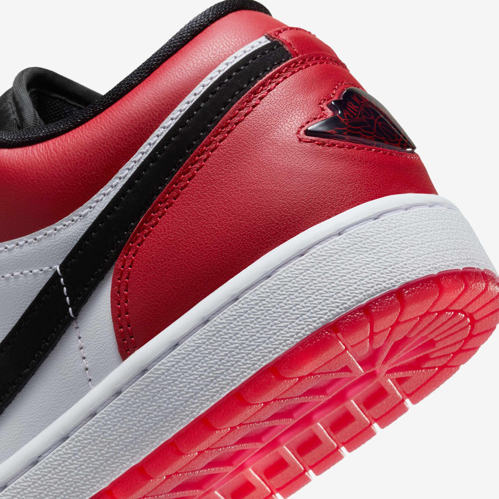 Air Jordan 1 Low SE 'Black Toe' IB8971-106
