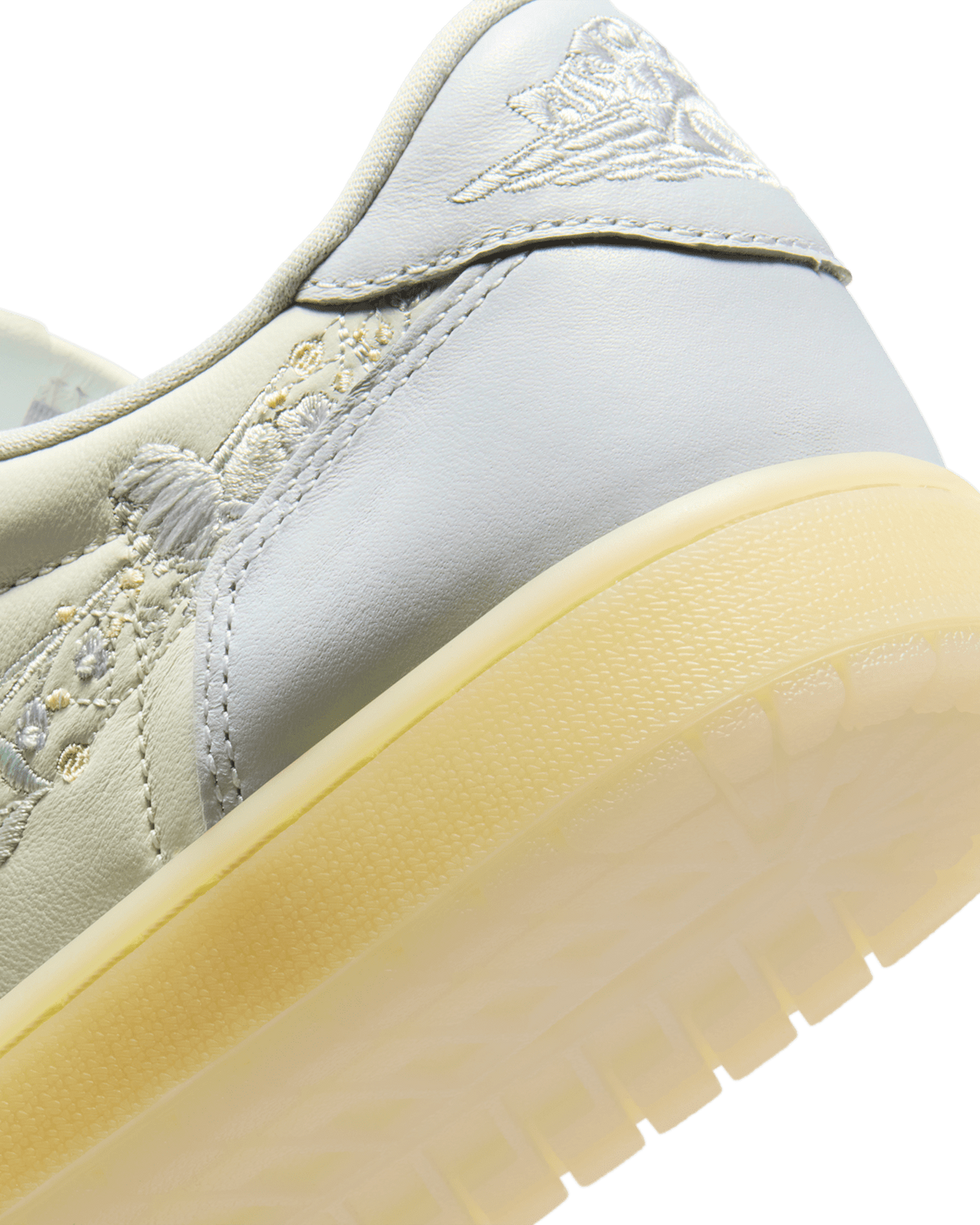 Air Jordan 1 Low OG 'Floral Swoosh' IF4391-100