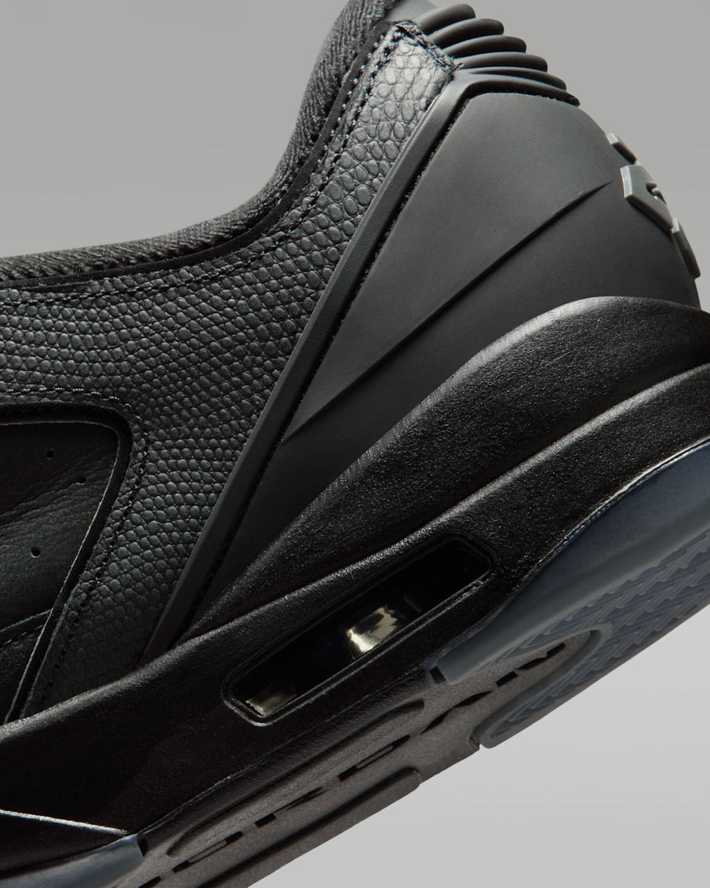 Jordan Sixty Plus Low Black IH2047-002