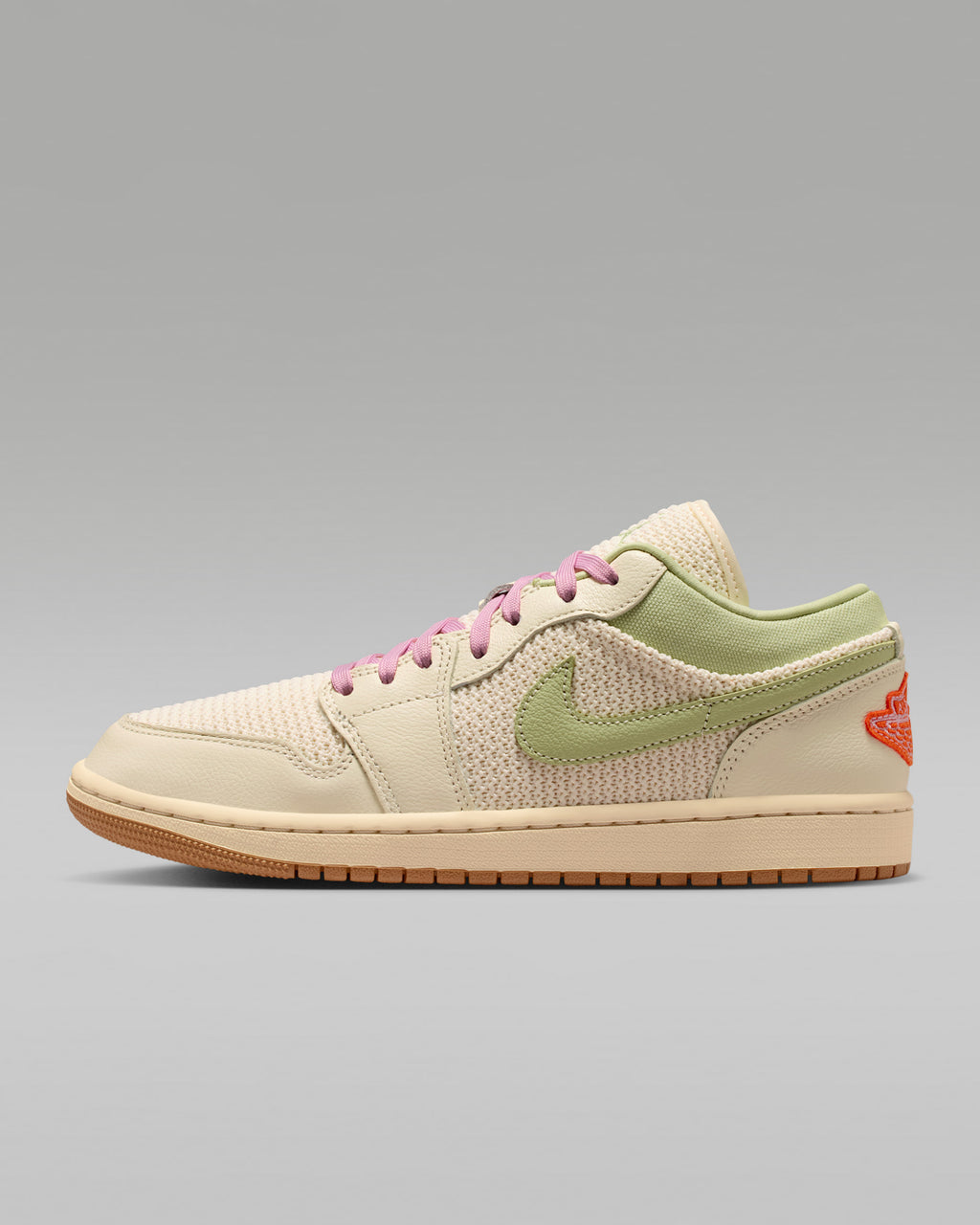 Air Jordan 1 Low SE Sail/Olive Aura II0569-100