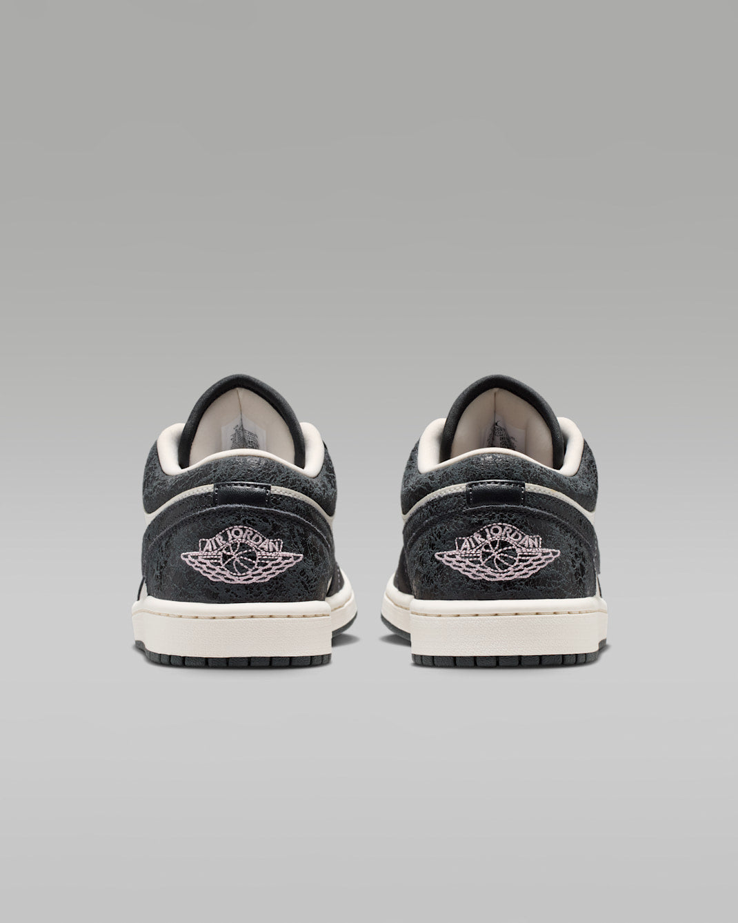 Air Jordan 1 Low SE Coconut Iced II0595-001