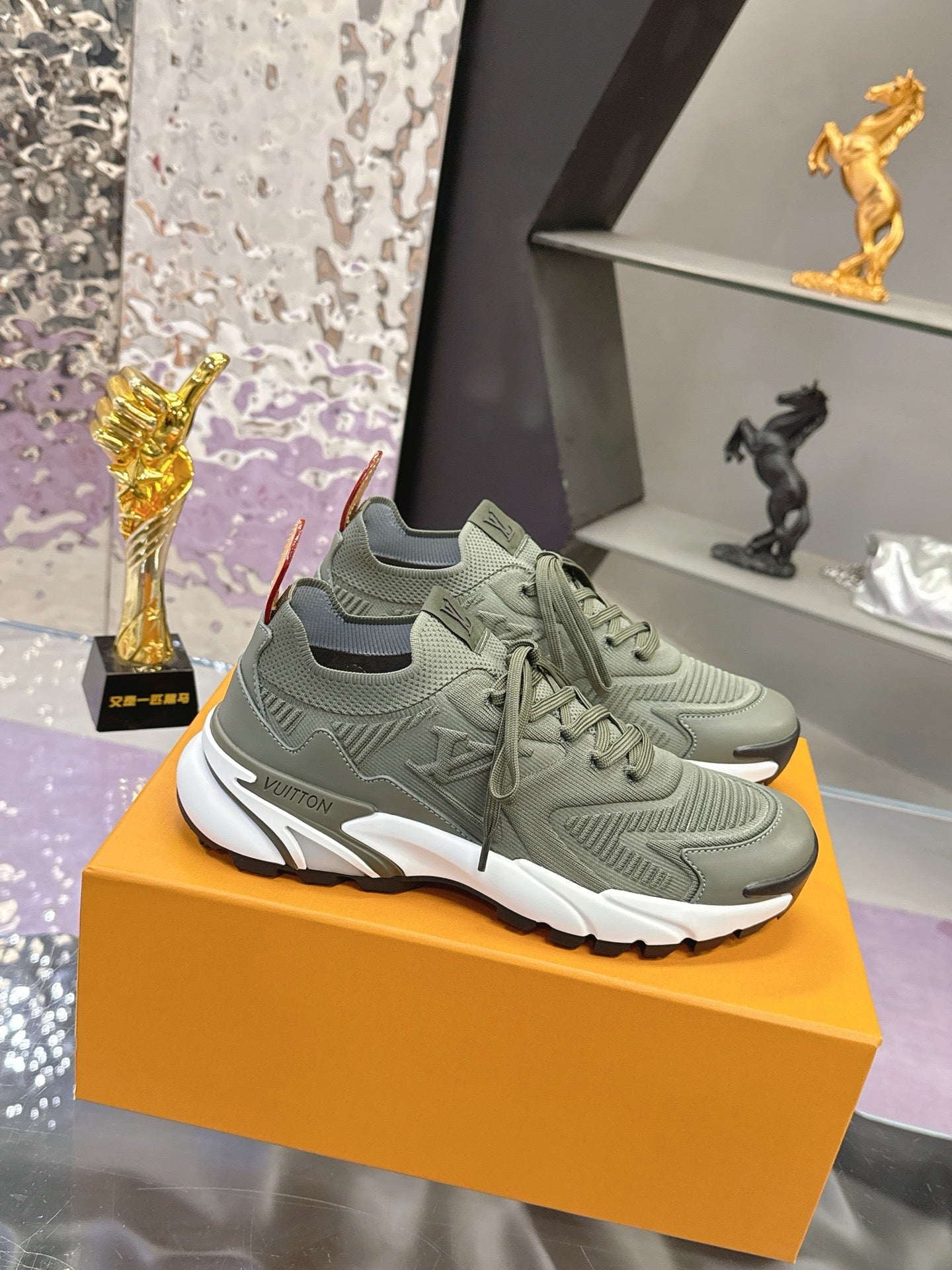 LV Tatic Knit Sneaker
