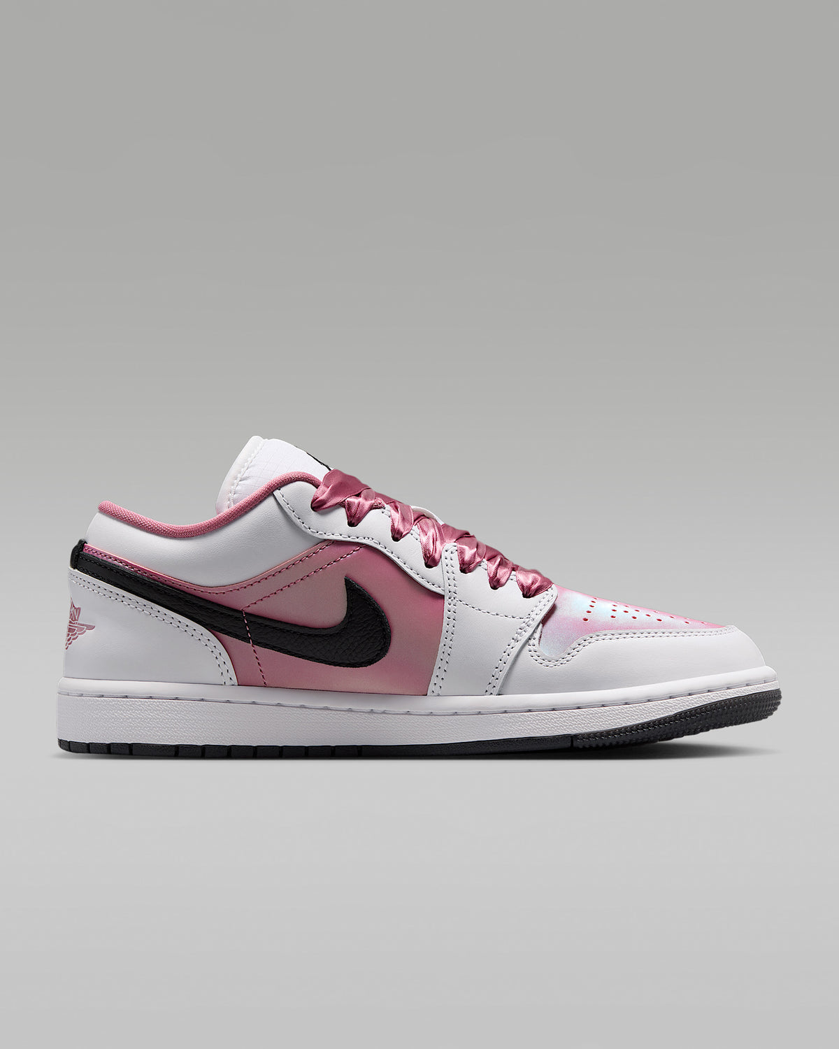 Air Jordan 1 Low SE 'White Black Desert Berry' IO0668-100