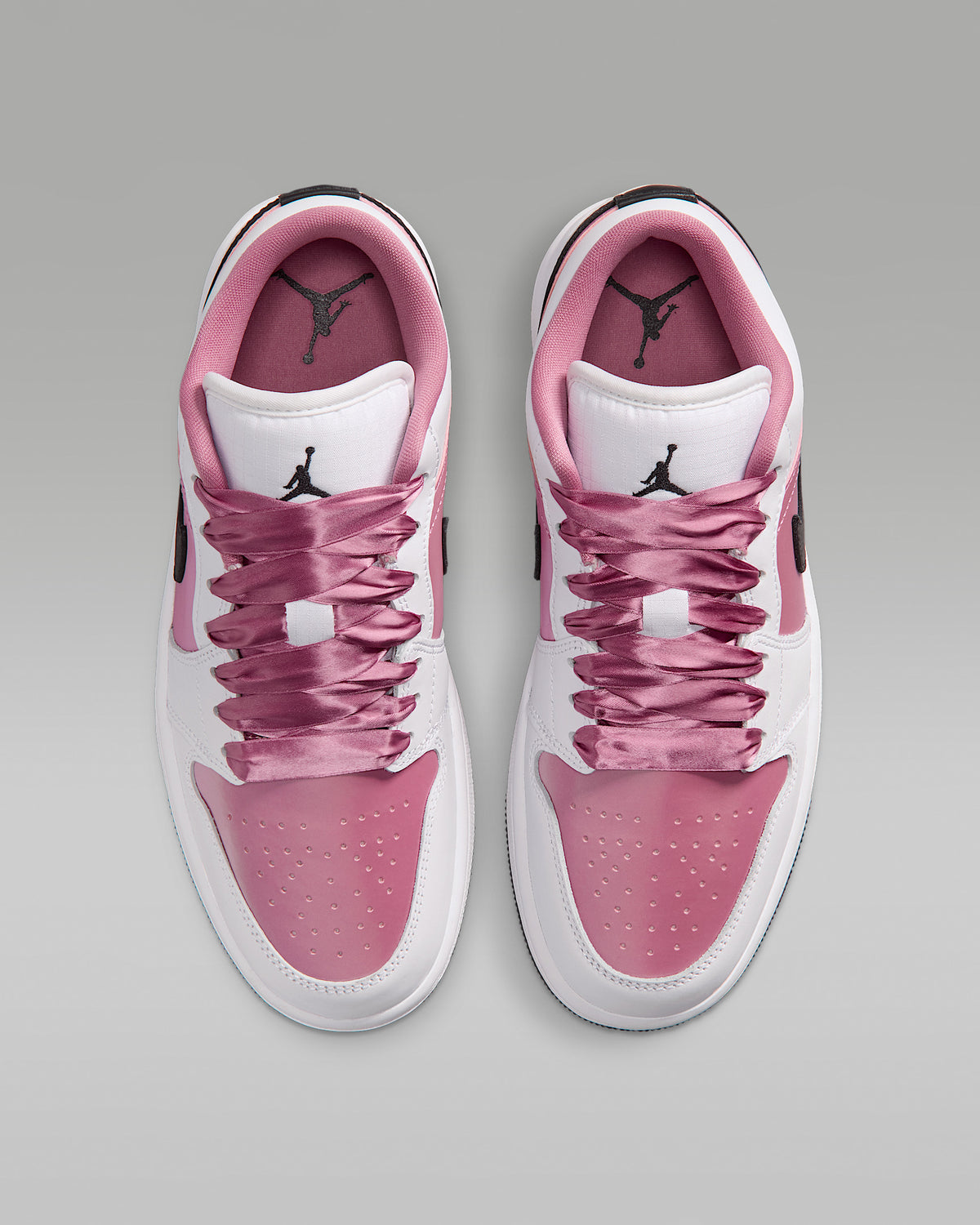 Air Jordan 1 Low SE 'White Black Desert Berry' IO0668-100