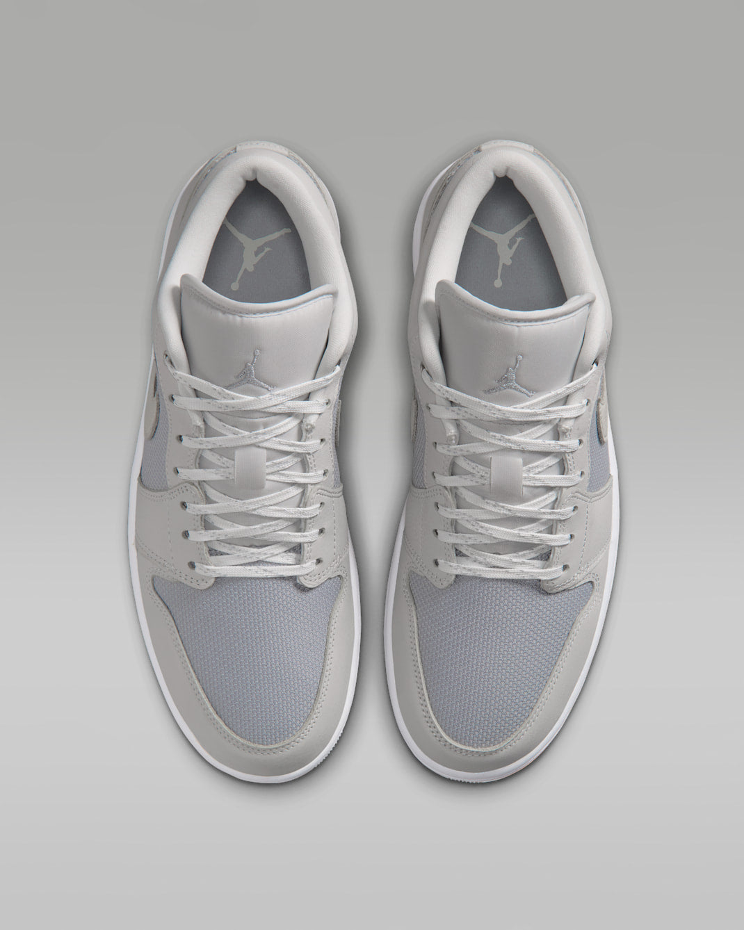 Air Jordan 1 Low SE Soft Pearl Grey  IO2049-100