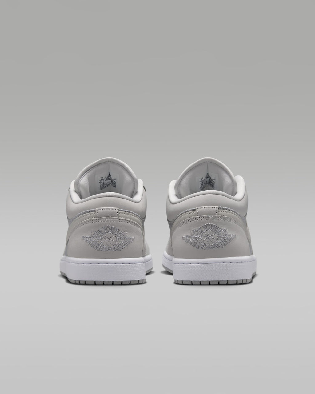 Air Jordan 1 Low SE Soft Pearl Grey  IO2049-100