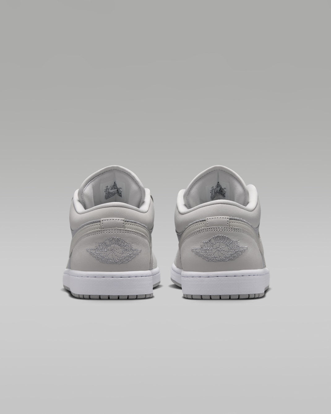 Air Jordan 1 Low SE Soft Pearl Grey  IO2049-100