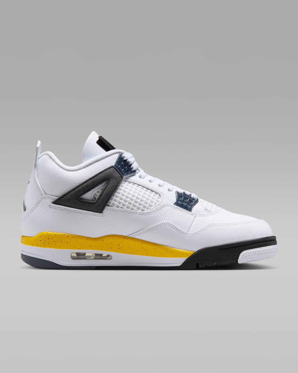 Air Jordan 4 Retro "Tour Yellow" IO2463-102