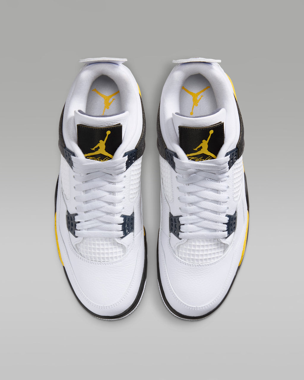 Air Jordan 4 Retro "Tour Yellow" IO2463-102
