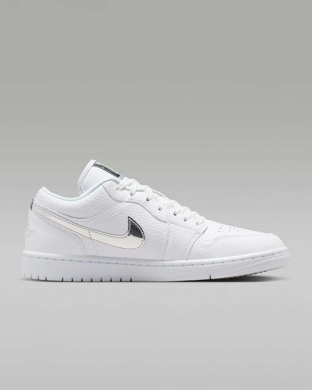 Air Jordan 1 Low SE White/Metallic Silver IQ9381-100