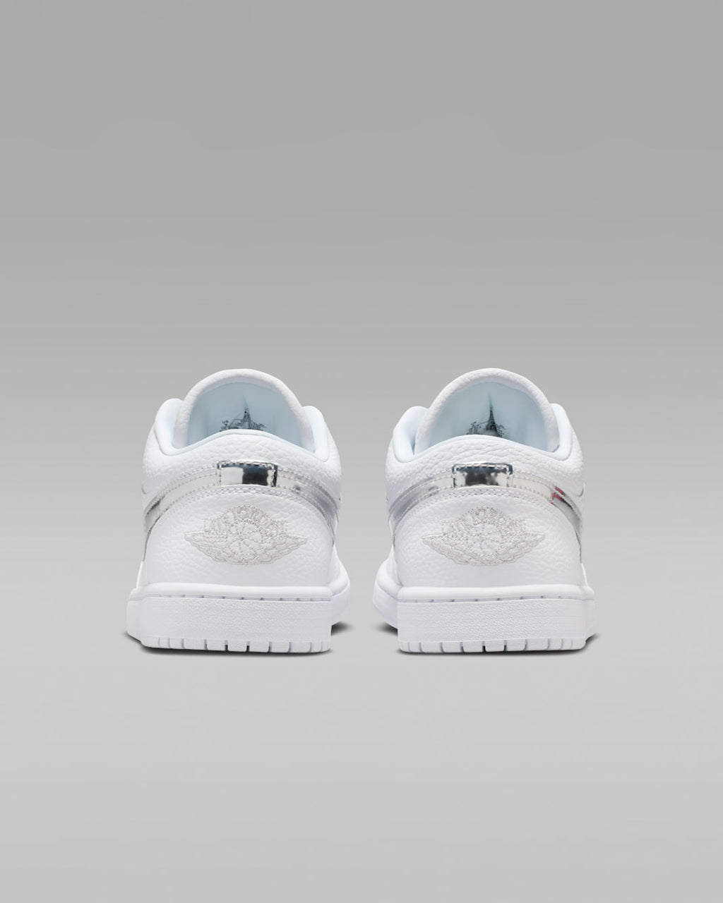 Air Jordan 1 Low SE White/Metallic Silver IQ9381-100