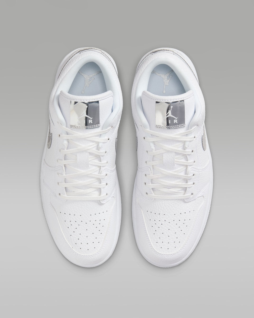 Air Jordan 1 Low SE White/Metallic Silver IQ9381-100