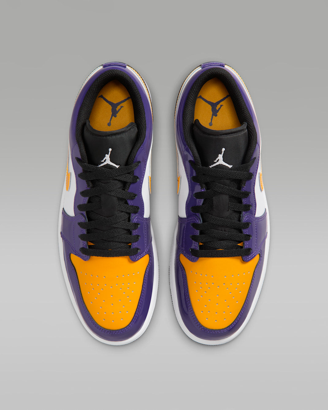 Air Jordan 1 Low SE Court Purple  IQ9389-547