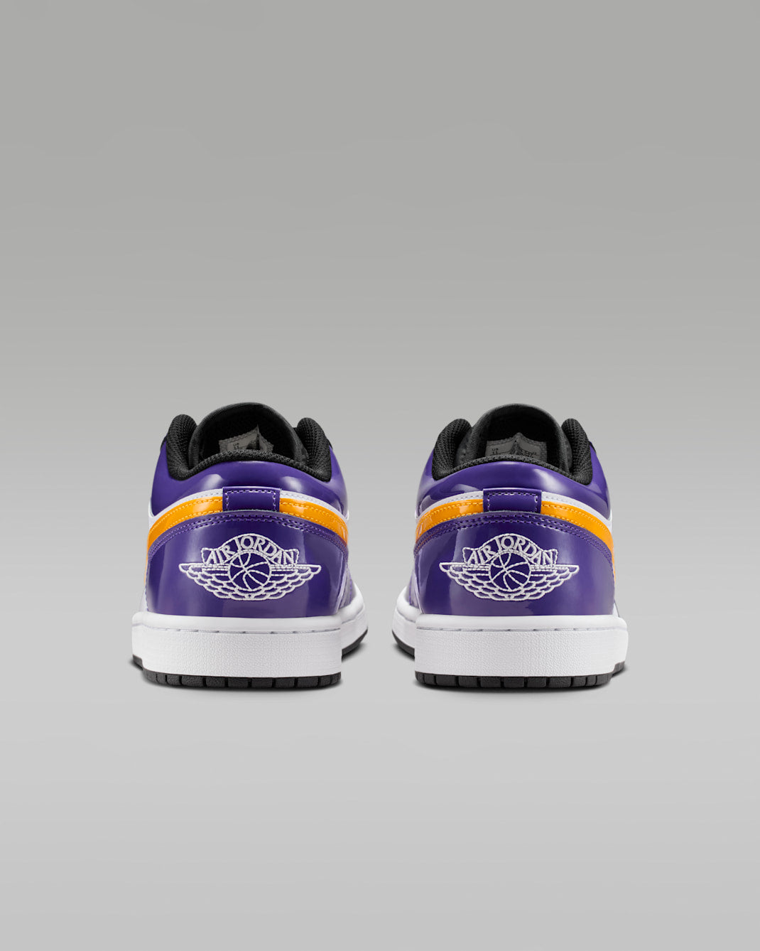 Air Jordan 1 Low SE Court Purple  IQ9389-547