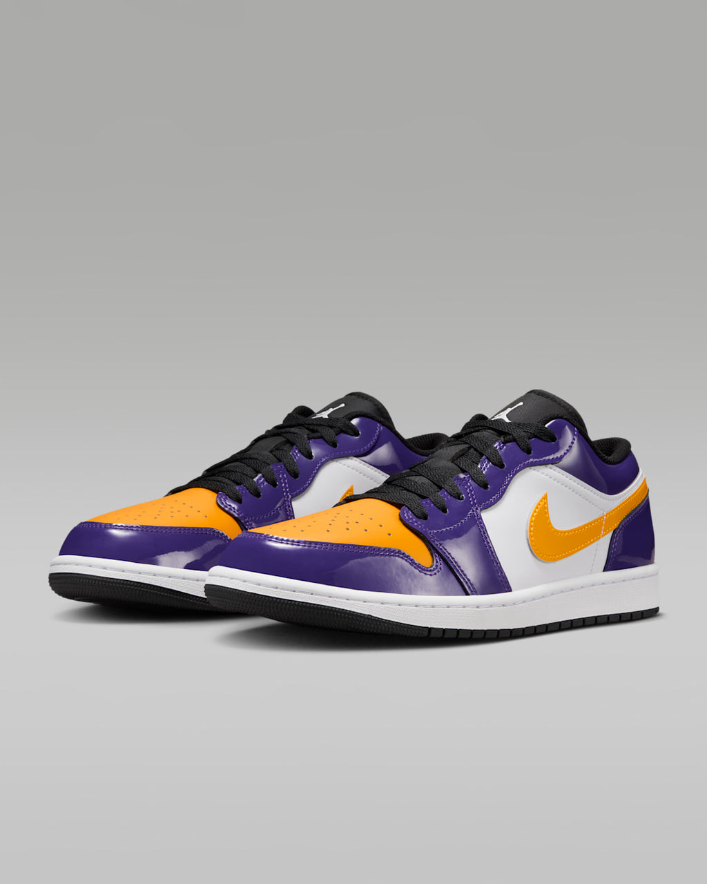 Air Jordan 1 Low SE Court Purple  IQ9389-547