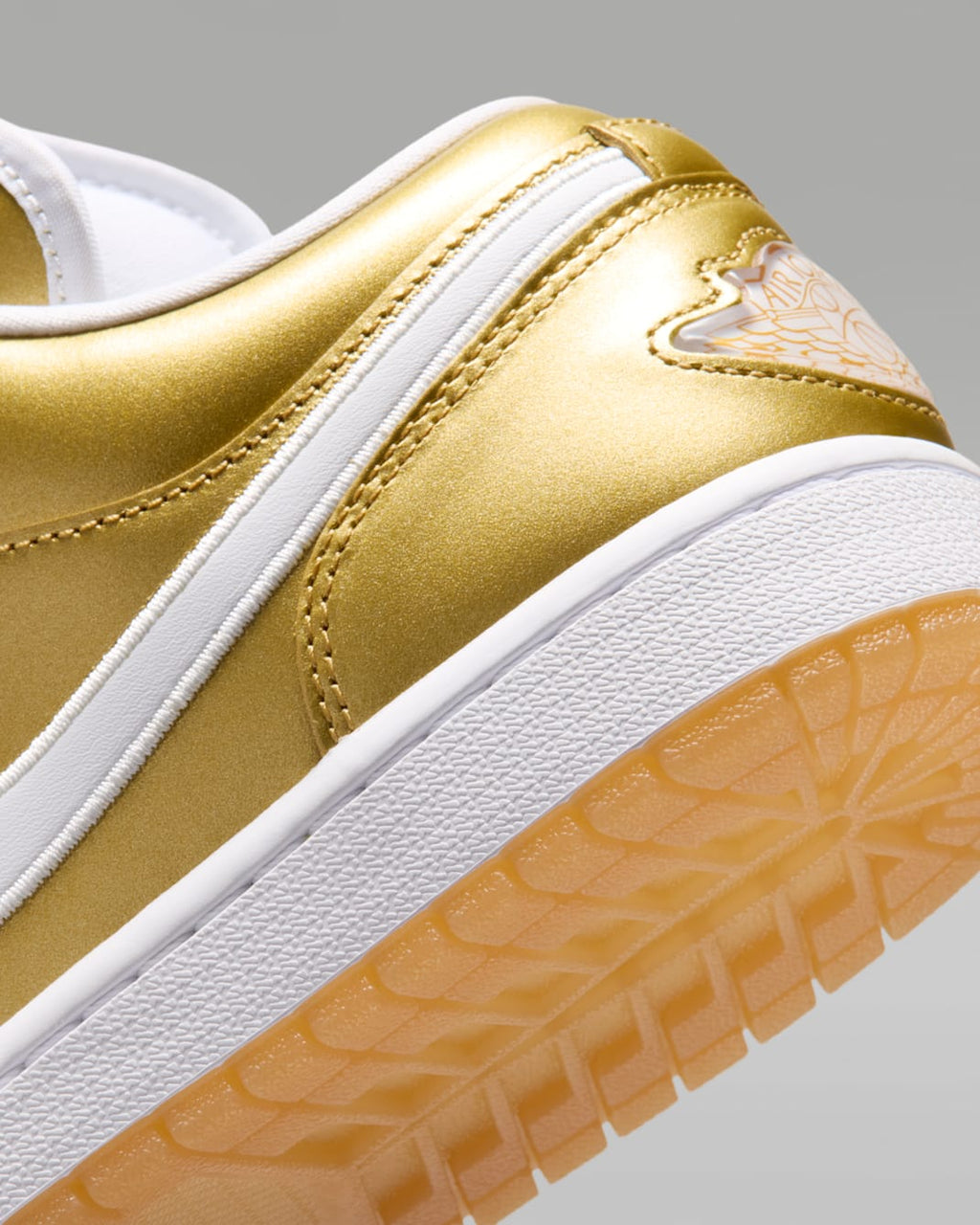 Air Jordan 1 Low Gold/White IR2304-703