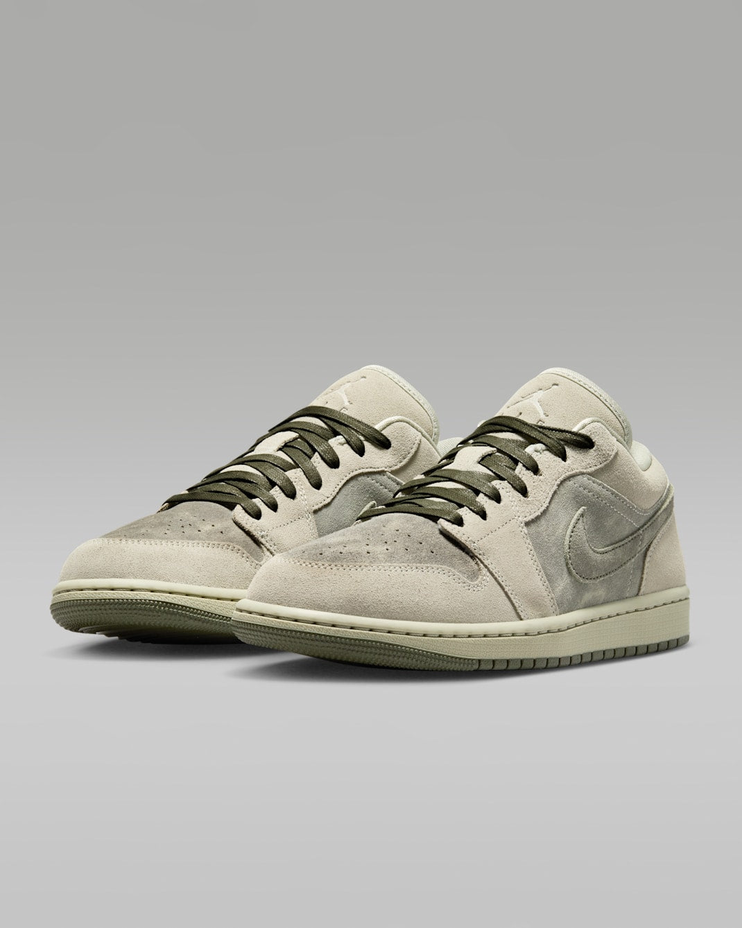Air Jordan 1 Low SE 'Spruce Fog' IR7327-304