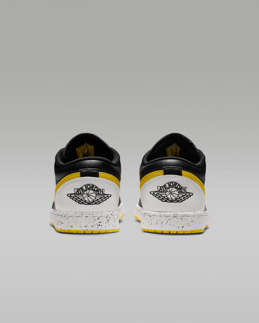 Air Jordan 1 Low SE Men's Shoes - Black/White/Tour Yellow IX3529-010